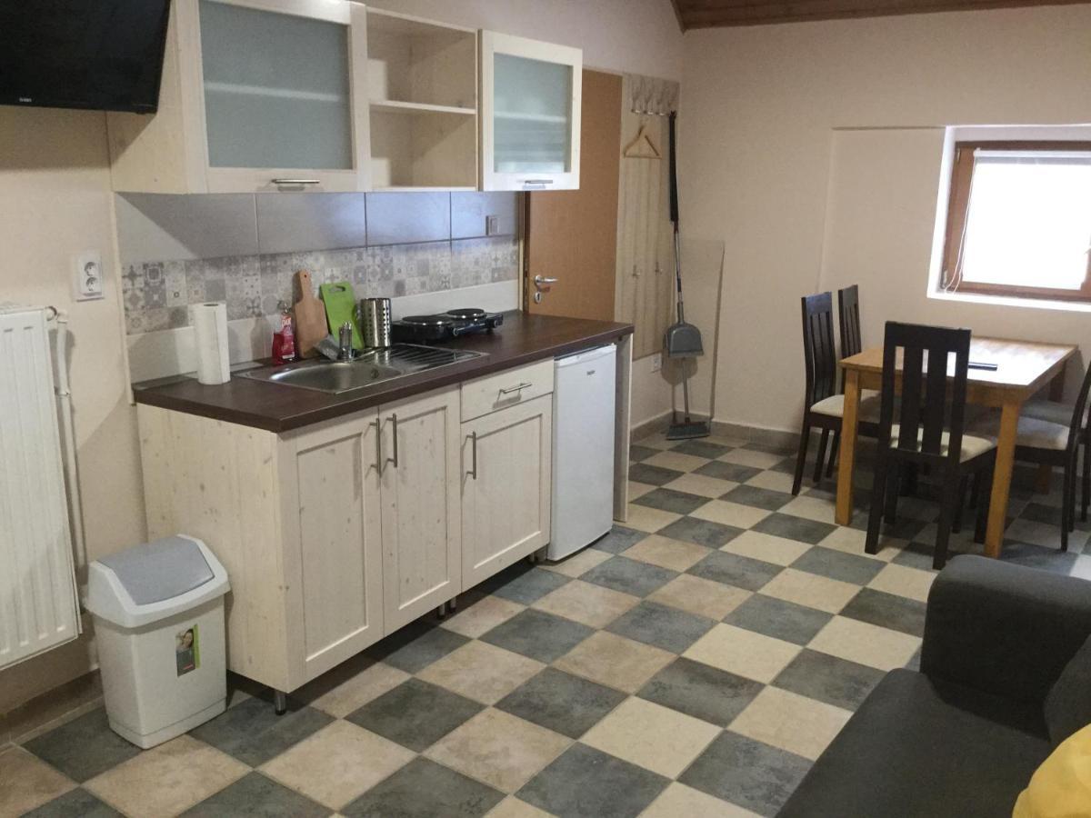 Natura Panzio&Apartmanhaz Orfű Exteriör bild
